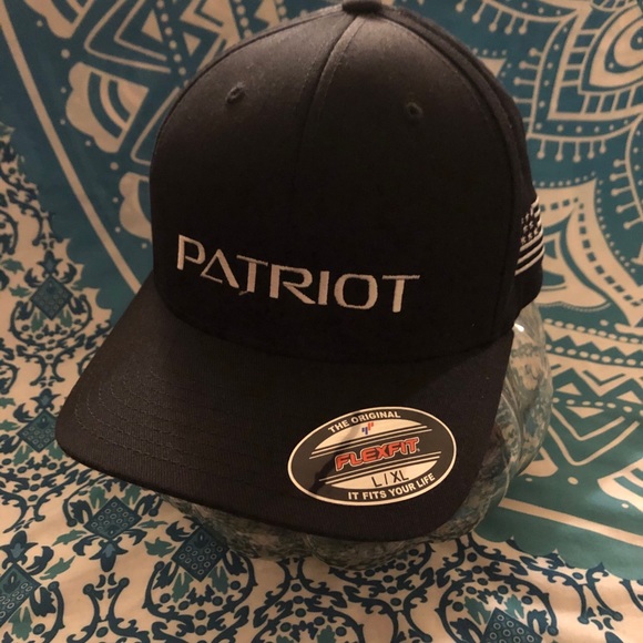 Hat - Picture 2 of 3